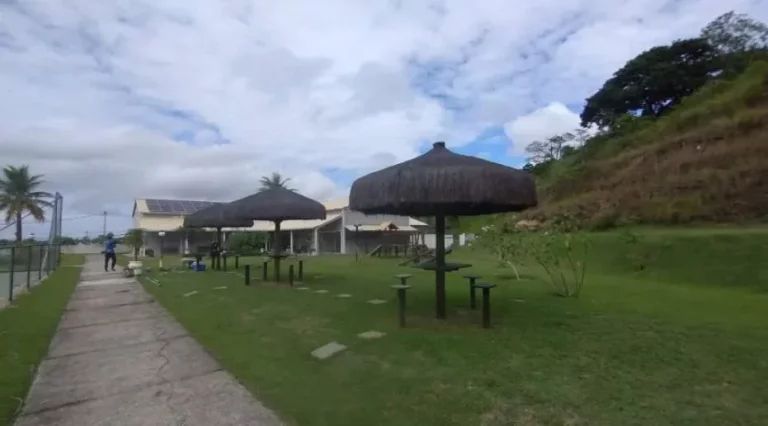 Imagem Casa de condomínio à venda em Maricá, Itapeba, com 2 quartos, 70m2