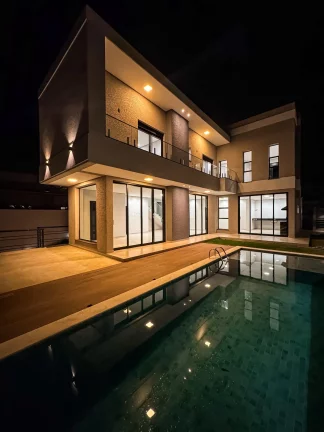 Imagem Casa à venda com 3 quartos, sendo 3 suítes, no condomínio Quintas da Boa Vista, Atibaia - SP