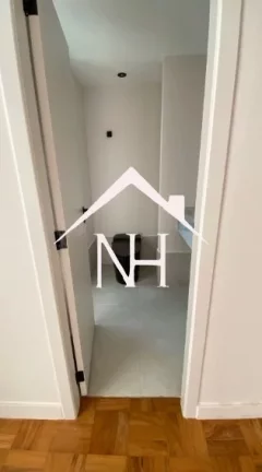 Imagem Apartamento de 94m no Itaim Bibi a poucos passos dos Parques Ibirapuera e Parque do Povo, com 3 suítes, ar condicionado, lavabo, 1 vaga demarcada