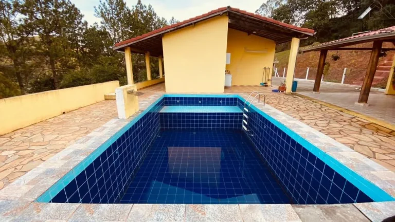 Imagem Chácara Sítio com 3 Dormitorio(s) localizado(a) no bairro em Monteiro Lobato / São Paulo Ref.:RU0005