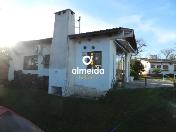 Imagem Casa 5 dormitórios à venda Tomazetti Santa Maria/RS