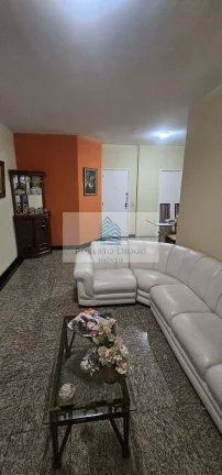 Imagem Imperdível Apartamento à Venda em Icaraí, Niterói-RJ: 3 Quartos, 1 Suíte, 1 Sala, 3 Banheiros, 1 Vaga de Garagem, 161m² de Área.