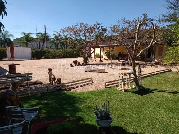 Imagem Chácara com1300 metros casa com 3 quartos sendo todos com suíte, bela área de churrasqueira com p...