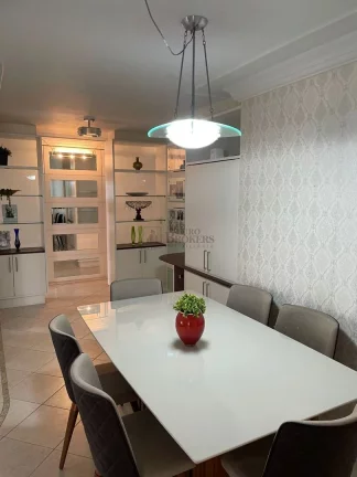 Imagem Apartamento Quadra Mar com 3 suítes à venda no Centro de Balneário Camboriú/SC
