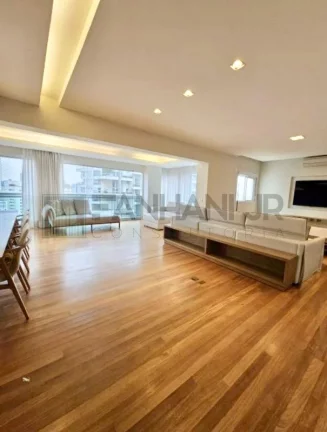 Imagem Apartamento Mobiliado na Vila Nova Conceição com 3 Suítes e 3 Vagas de Garagem - São Paulo-SP