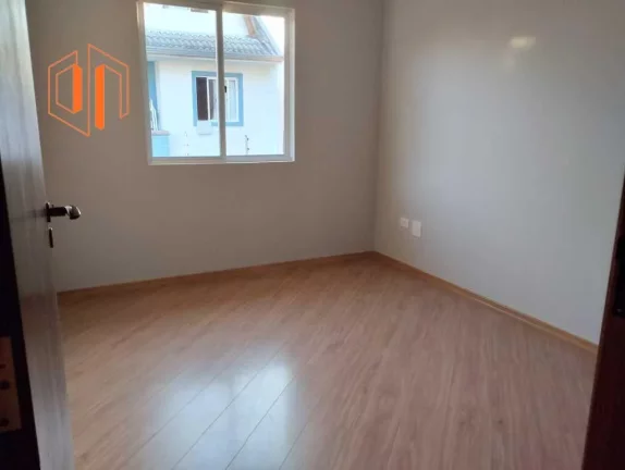 Imagem Sobrado para Venda em Curitiba, Boqueirão, 3 dormitórios, 1 suíte, 2 banheiros, 2 vagas
