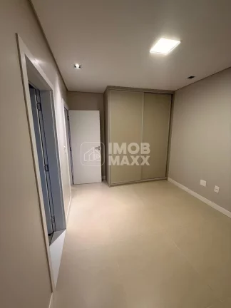 Imagem Casa à Venda em Ponte Alta Norte, Gama-DF, 400m², 3 Suítes