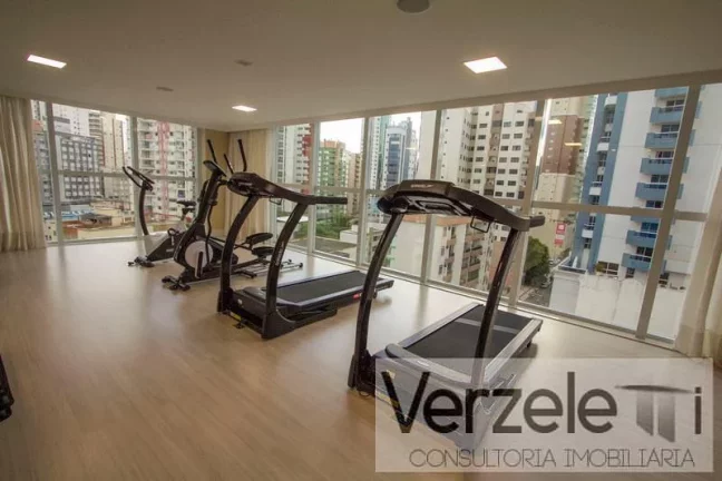 Imagem Apartamento Quadra Mar para Venda em Balneário Camboriú / SC no bairro Centro