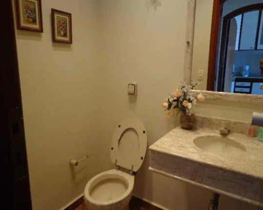 Imagem Apartamento à venda no Guarujá na Praia das Pitangueiras