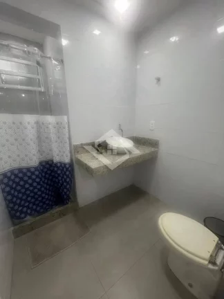 Imagem Apartamento 100 m², 3 Quartos, Reformado, à Venda em Copacabana Posto 2