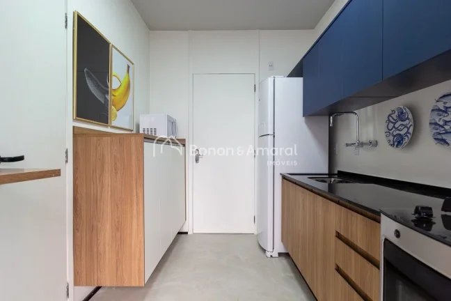 Imagem No coração do Cambuí, descubra este lindo apartamento mobiliado, totalmente reformado e com proje...