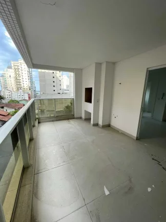 Imagem Apartamento com 4 dormitórios sendo 4 suítes e 4 vagas de garagem em Itapema/SC