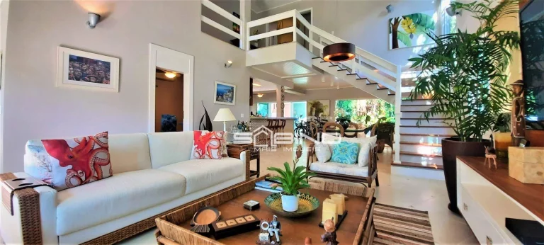 Imagem Casa para à venda na Riviera, com 5 dormitórios sendo 5 suítes, 329m² área construída 3 vagas