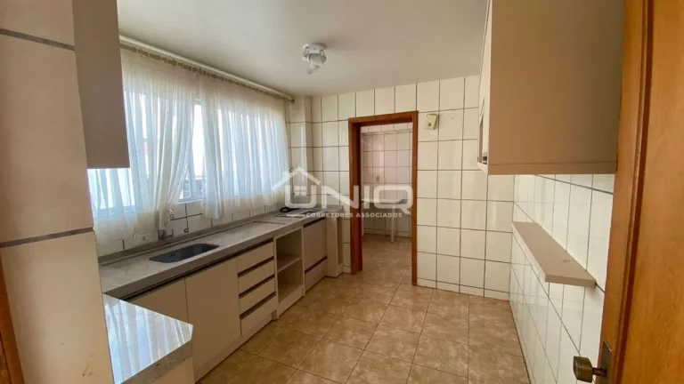 Imagem Apartamento Ed. Cainã - 3 Dormitórios Semi-Mobiliado no Centro