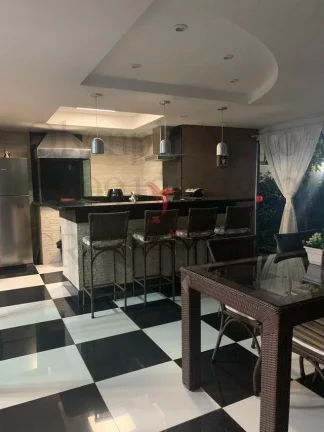 Imagem Linda Casa com 800 m²