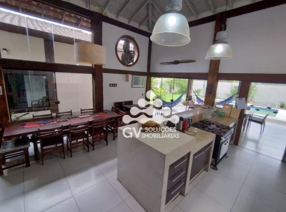 Imagem Casa com 4 dormitórios à venda, 245 m² por R$ 2.500.000,00 - Praia Dura - Ubatuba/SP