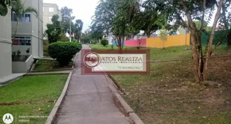 Imagem Vendo oportunidade no residencial Palmares, Vendo Sobrado de 2 Dormitórios, 2 banheiros, Sala, Cozinha, Terraço e 1 vaga de garagem, próximo a Estação Mendes da CPTM, Corredor de ônibus, e todos os pontos de interesse comercial. Valor. R$. 470.000.