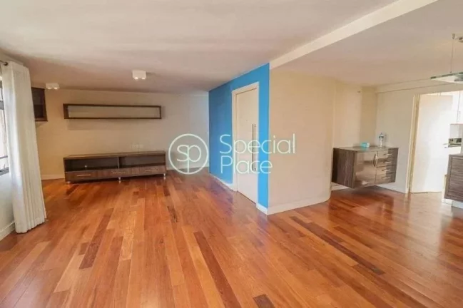 Imagem Excelente apartamento com 187m² no Itaim. 01 apartamento por andar, living amplo com varanda, andar...