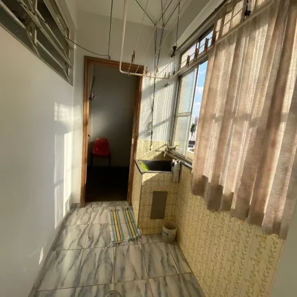 Imagem Apartamento à Venda em Piracicaba, Centro. Ótima localização. Com 2 dormitórios, Banheiro socia...