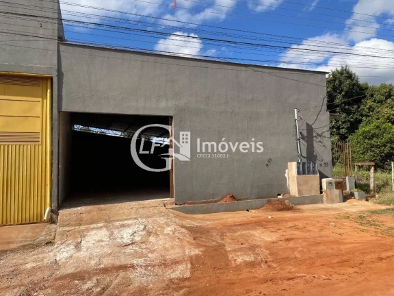 Imagem Galpão Comercial para Locação em Campo Grande-MS, Bairro Lagoa Dourada: 1 Sala, 1 Banheiro, 330m² de Área