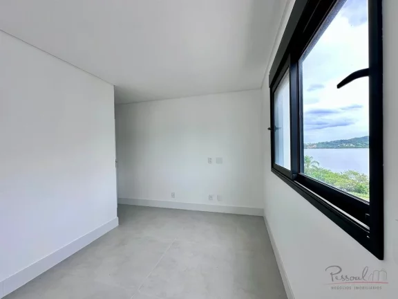 Imagem Apartamento Exclusivo em Condomínio Clube de Luxo Área Privativa: 134,57m2 privativos Descrição:...