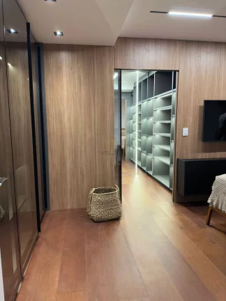 Imagem Apartamento DECORADO com 3 suítes a 300 metros do mar de Jurerê