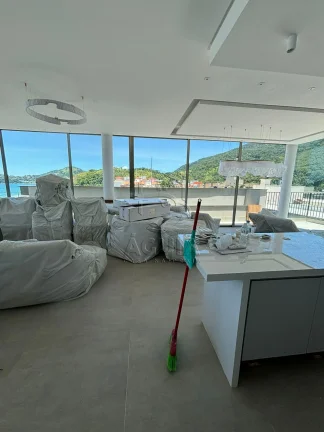 Imagem Linda cobertura alto padrão frente mar na praia Grande de Ubatuba!