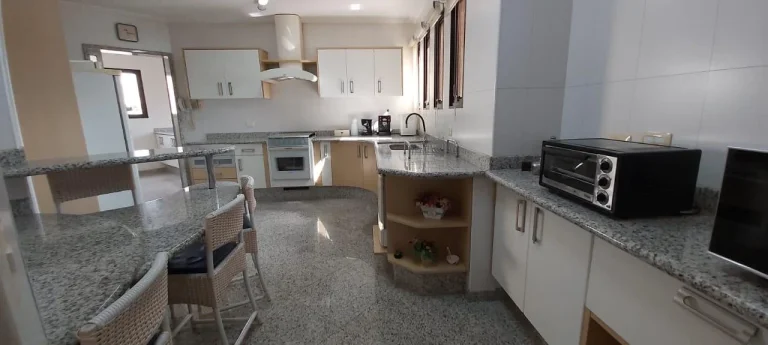 Imagem Ed. Lygia Guidotti Alves- Centro - Alto padrão, 1 por andar, 256 m² de área útil, com 4 dormitó...