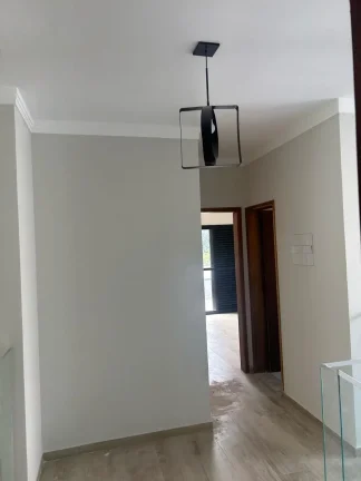Imagem Imóvel de luxo no Jardim Astro em Sorocaba-SP: Casa em condomínio com 4 quartos, 1 suite, 2 salas, 4 banheiros e 4 vagas.