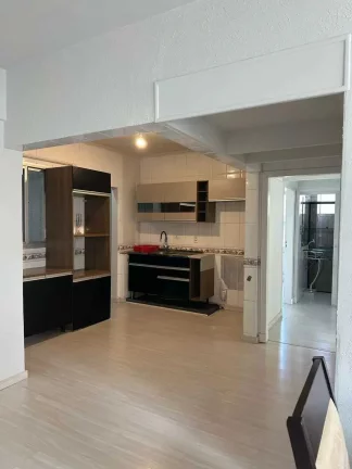 Imagem Apartamento com 3 dormitórios a 50m do calçadão e 100m do Mar – Balneário Camboriú/SC