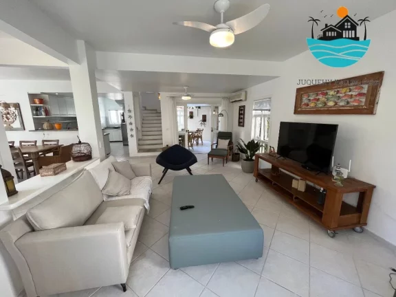 Imagem Alugar Casa anual em Juquehy em Condomínio Fechado - com 4 dormitórios, 2 suíte, 100m da praia - Acomodação máx. 10 pessoas | Juquehy Imobiliária