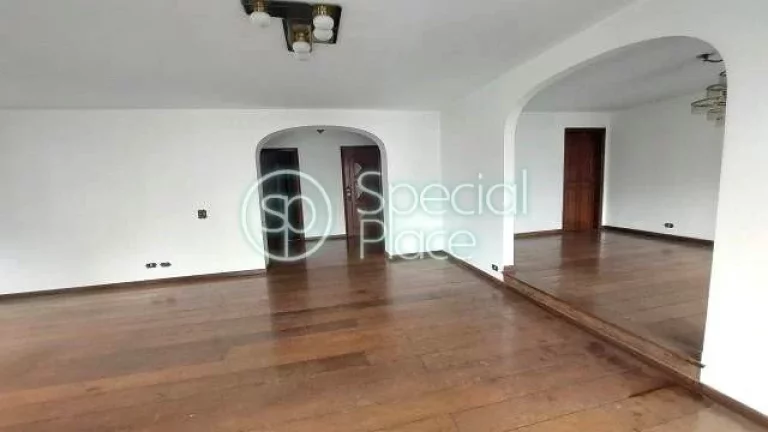 Imagem Apartamento amplo e iluminado no Jardim América. São 241m² de área privativa com 3 dormitórios ...