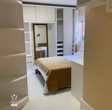 Imagem Casa 480m² com espaço gourmet e piscina, 7 quartos, 5 vagas de garagem à venda por R$ 2.500.000 - Piçarras - Guaratuba/PR