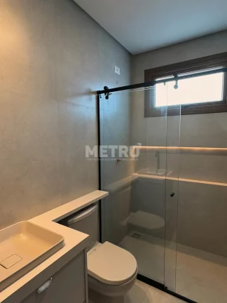 Imagem Casa no Alphavile, 4 Suítes, Master com closet e banheira, Piscina, Área Gourmet