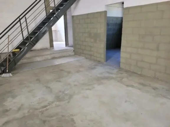 Imagem Excelente oportunidade de locação: Barracão comercial na Boa Vista, Sorocaba-SP, com 400m², 1 sala, 2 banheiros e 2 vagas