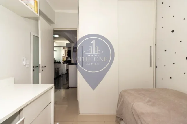 Imagem Imperdível apartamento à venda na Aclimação, São Paulo-SP! 3 quartos, 1 suíte, 2 salas, 2 banheiros, 1 vaga, 65m².