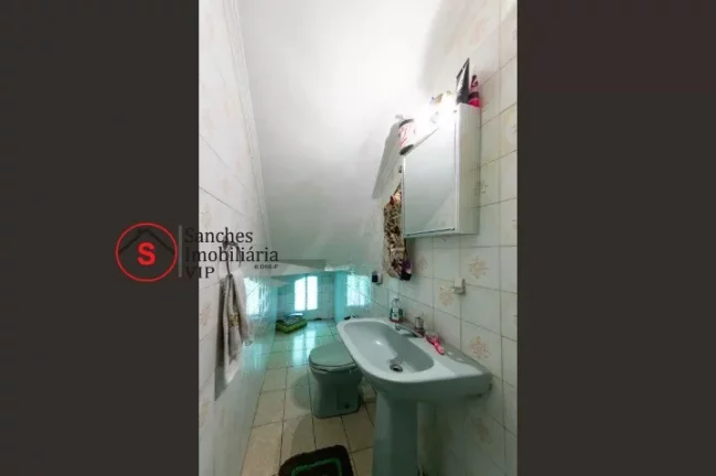 Imagem Imóvel amplo à venda com 4 dormitórios. Ótima localização, próximo ao Largo da Vila Alpina, vasto com?(C)rcio. Fácil acesso a av do Estado e Carrefour