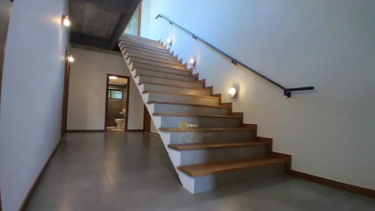 Imagem Casa em Condomínio para Venda em Teresópolis / RJ no bairro Vargem Grande