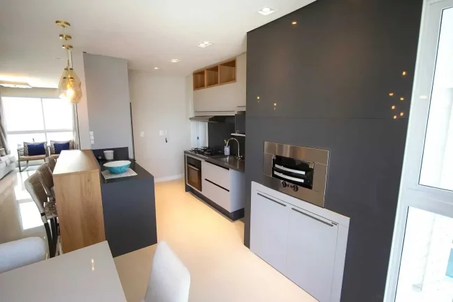 Imagem Apartamento com localização privilegiada! 2 suítes e 1 vaga dupla no Centro de Balneário Camboriú