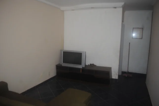 Imagem CASA À VENDA EM CONDOMÍNIO FECHADO