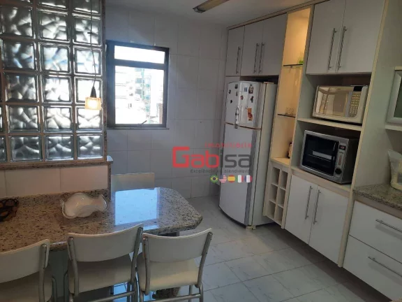 Imagem Apartamento com 3 dormitórios à venda, 100 m² por R$ 640.000,00 - Braga - Cabo Frio/RJ