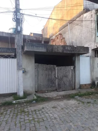 Imagem casa a venda em Macaé RJ. + ponto de comércio Bairro ajuda . 180m2.