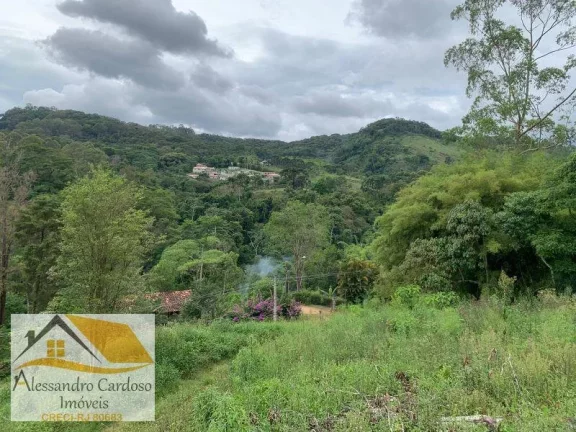 Imagem Terreno de 450 mts² em Amparo