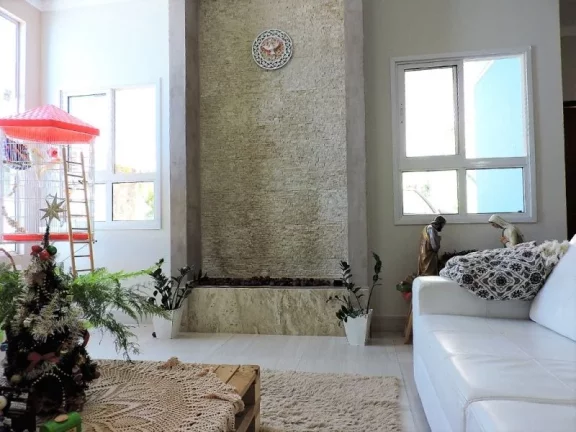 Imagem CASA COM 3 DORMITÓRIOS E MAIS UM REVERSÍVEL. 510 M² CONSTRUÍDOS EM LOTE DE 1.200M