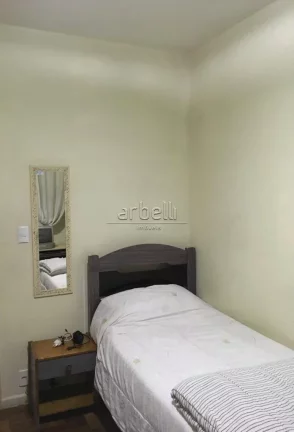 Imagem Apartamento com 70M², 2 dormitórios, cozinha, área de serviços, sala e 1 banheiro. Apartamento c...