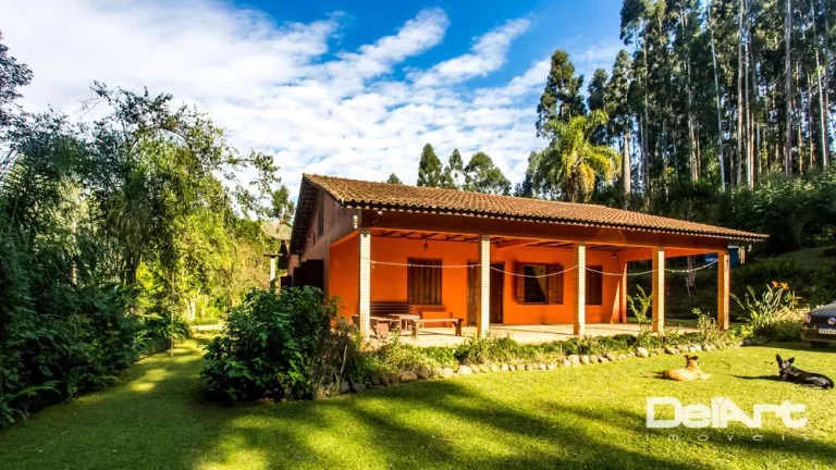 Imagem Chácara maravilhosa com 7 dormitórios à venda por R$ 2.400.000,00 - Cunhupã - Rio Negro/PR