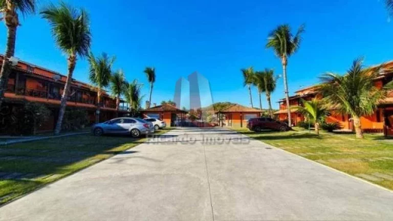 Imagem Casa Duplex Mobiliada Condomínio Piscina e Canal Navegável