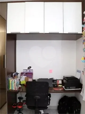 Imagem Apartamento à venda com 2 quartos no condomínio Ipê, São Paulo - SP