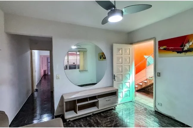 Imagem Casa a venda com 3 dormitórios em Condomínio Fechado no Jaraguá com Suíte Privativa e Área Externa Versátil