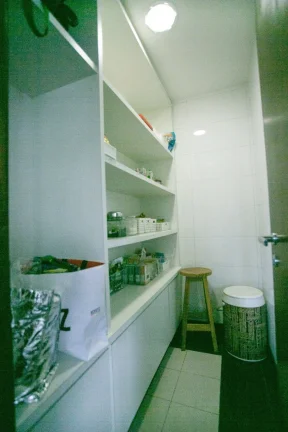 Imagem Apartamento 290M², 1 Por Andar, 3Q, 3 Suítes, 3 Banheiros, 4 Vagas, Academia, Piscina, Piscina Aquecida, Quadra, Salão de Jogos e Festas, Closet.